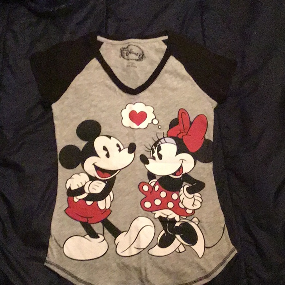 Disney top